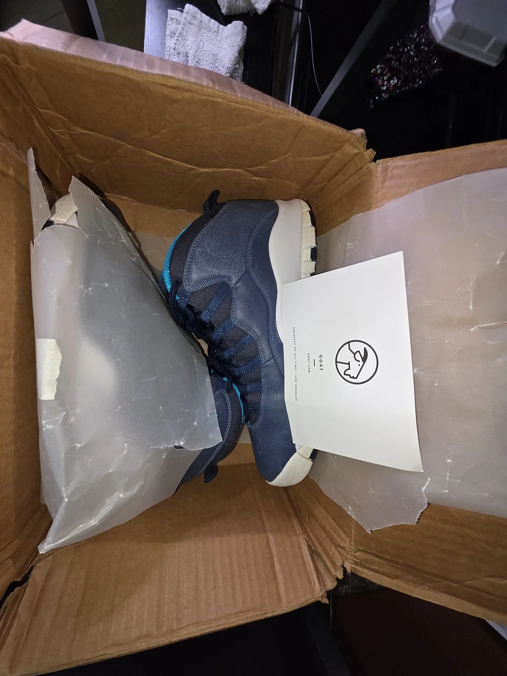 Jordan Men’s Mid-Top Sneaker in Navy with Teal Accents